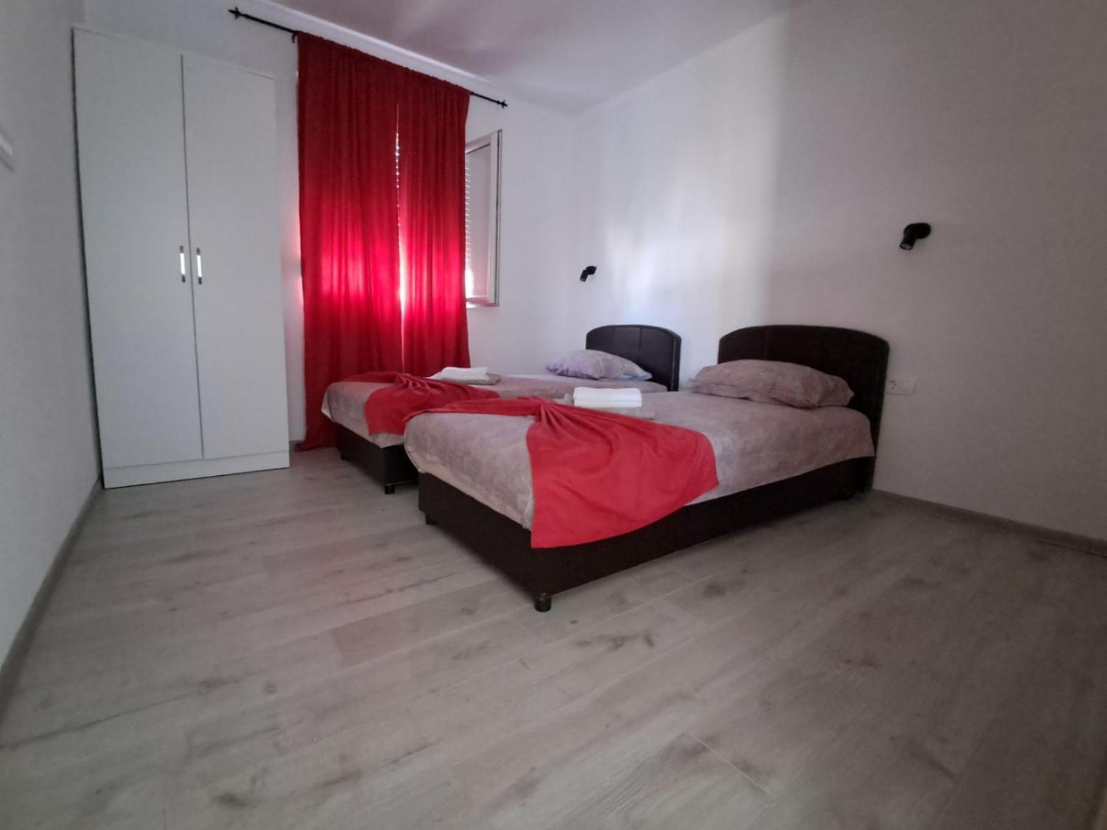 Bonaca - Bar Apartment Luaran gambar